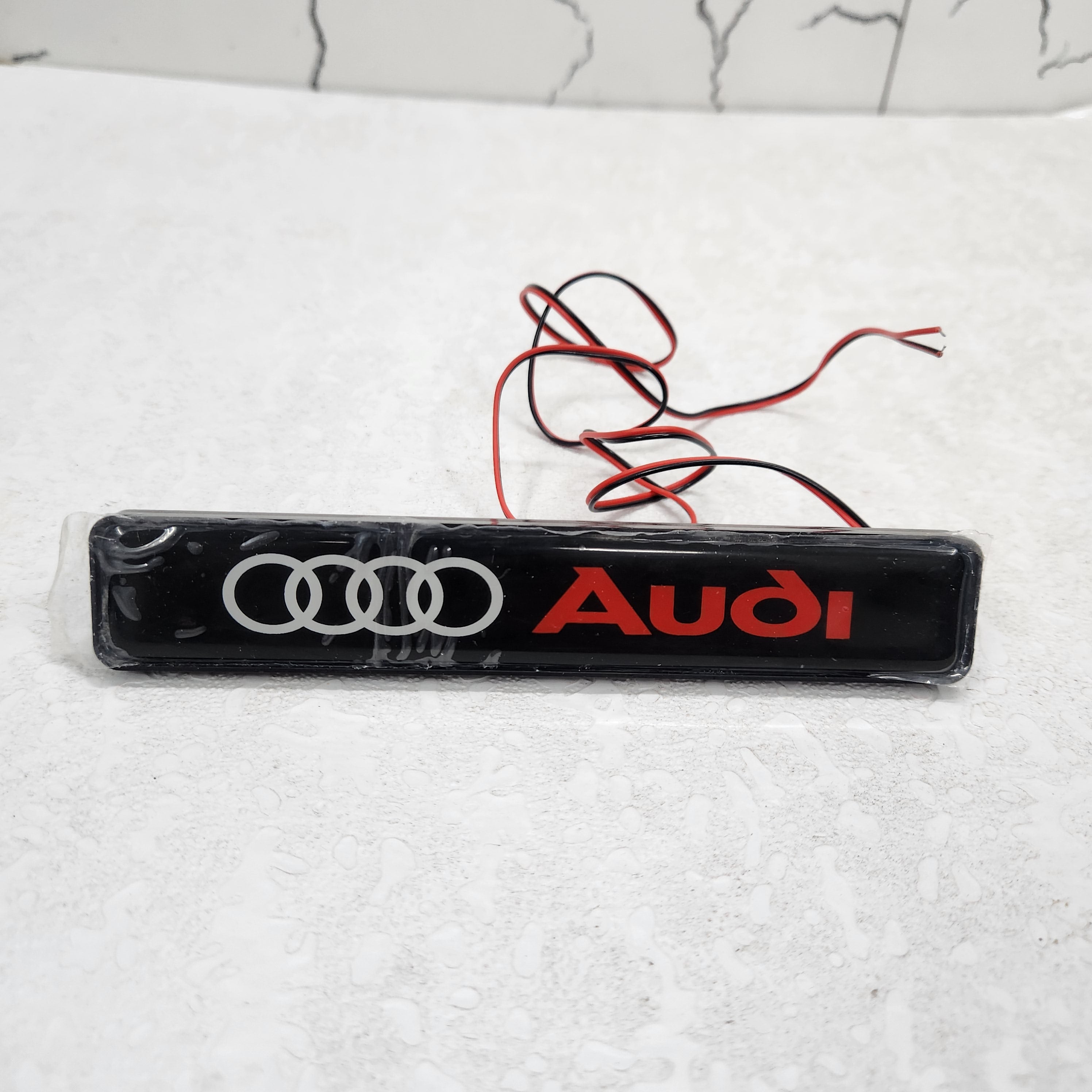 Car Grille LED Logo Light Badge