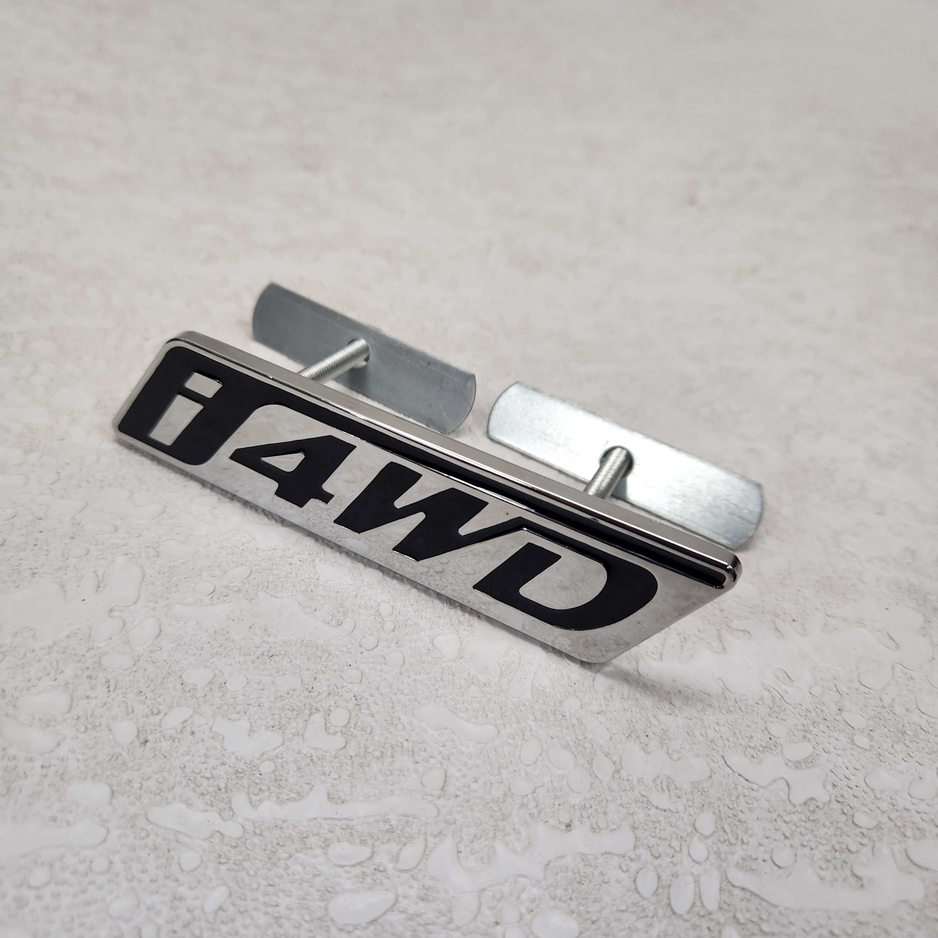 4WD Grille Metal Emblem (12 x 2.9 cm)